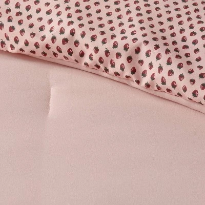Strawberry Print Reversible Microfiber Comforter & Sheet Set Light Pink - Room Essentials⢠- Image 5