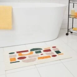 20"x30" Bath Rug Cream - Room Essentialsâ˘