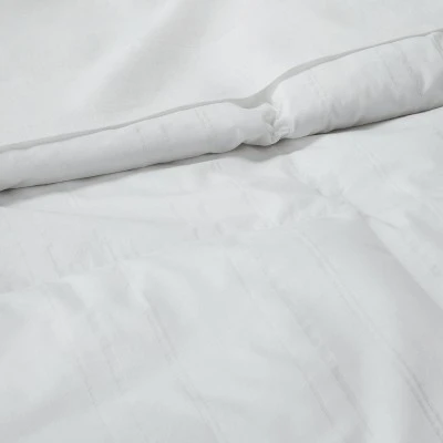Twin Light Weight Down Blend Comforter - Casalunaâ„¢ - Image 4